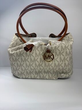 Michael Kors Medium Ring Tote PVC Signature Shoulder Bag Handbag Purse in White